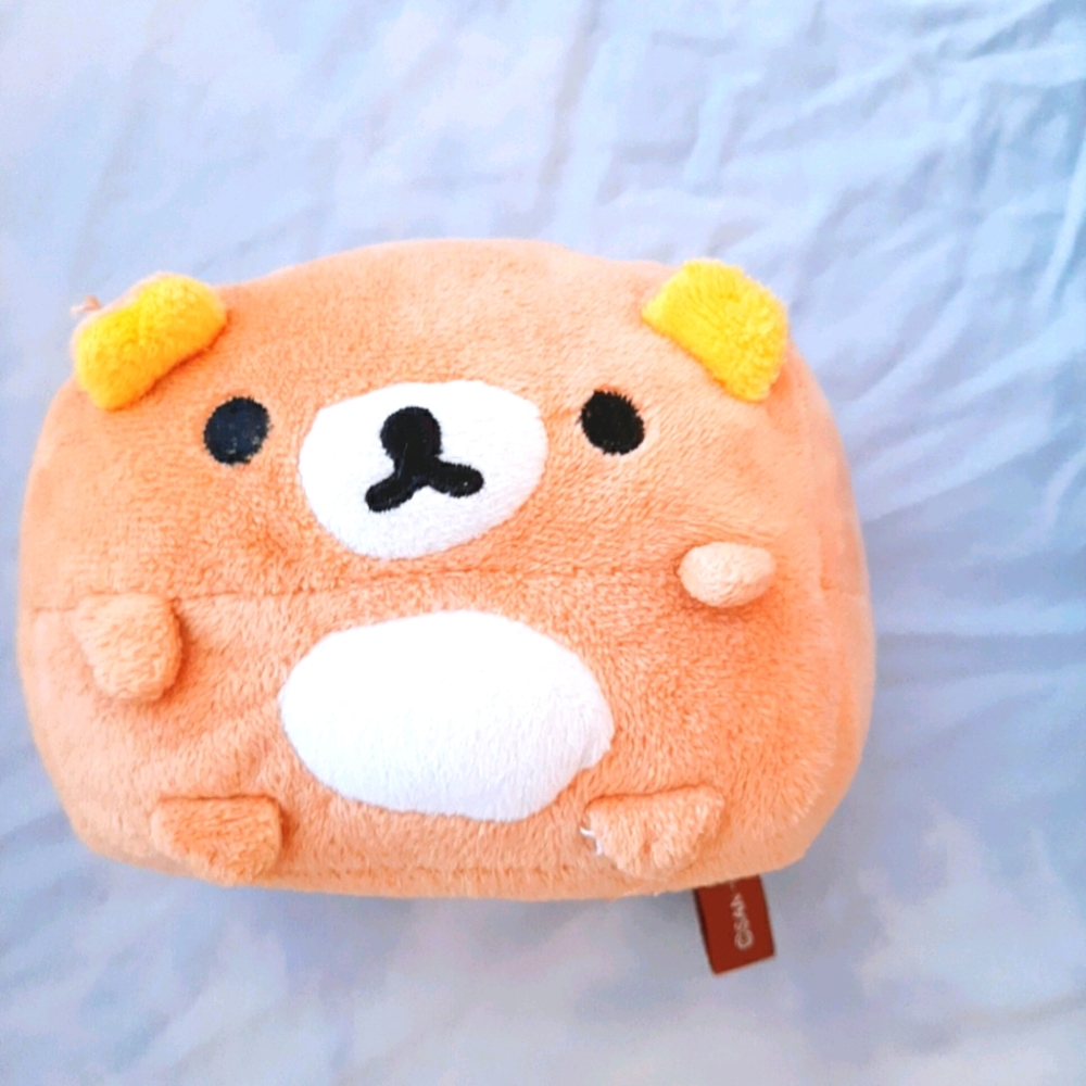 Rilakkuma plushie holder